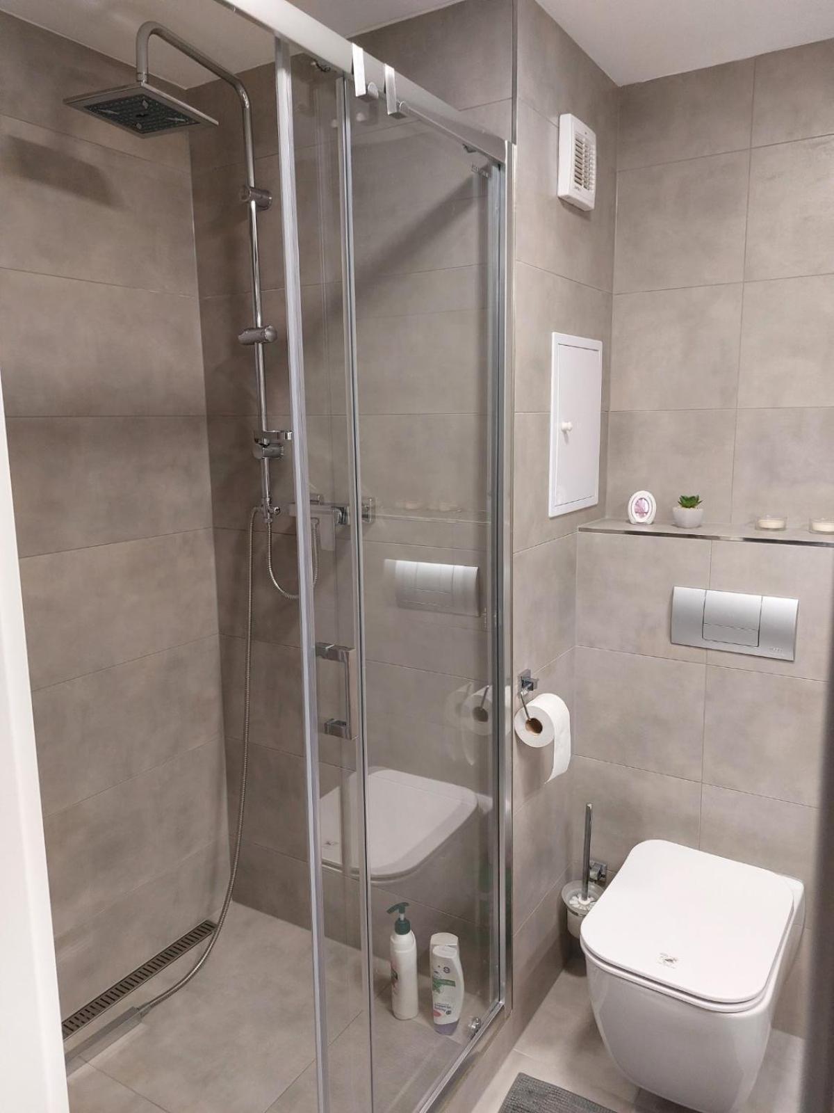 Apartment A&B Poprad Buitenkant foto
